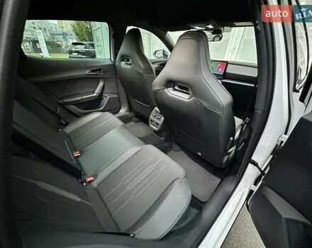 Белый Cupra Formentor, объемом двигателя 1.98 л и пробегом 7 тыс. км за 42000 $, фото 8 на Automoto.ua