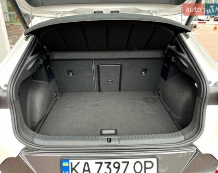 Білий Cupra Formentor, об'ємом двигуна 1.98 л та пробігом 18 тис. км за 42177 $, фото 8 на Automoto.ua