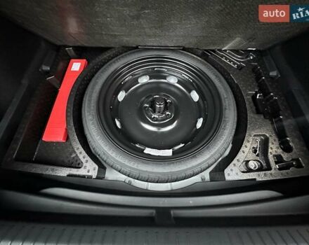 Белый Cupra Formentor, объемом двигателя 1.98 л и пробегом 7 тыс. км за 42000 $, фото 11 на Automoto.ua