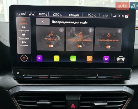 Белый Cupra Formentor, объемом двигателя 1.98 л и пробегом 7 тыс. км за 42000 $, фото 18 на Automoto.ua