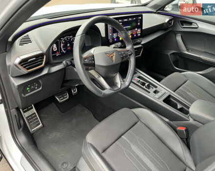 Белый Cupra Formentor, объемом двигателя 1.98 л и пробегом 19 тыс. км за 44028 $, фото 12 на Automoto.ua