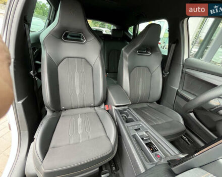 Белый Cupra Formentor, объемом двигателя 1.98 л и пробегом 18 тыс. км за 42727 $, фото 18 на Automoto.ua