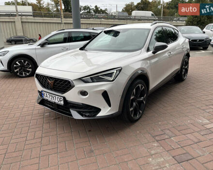 Белый Cupra Formentor, объемом двигателя 1.98 л и пробегом 18 тыс. км за 42727 $, фото 8 на Automoto.ua