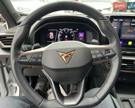 Белый Cupra Formentor, объемом двигателя 1.98 л и пробегом 19 тыс. км за 44028 $, фото 10 на Automoto.ua