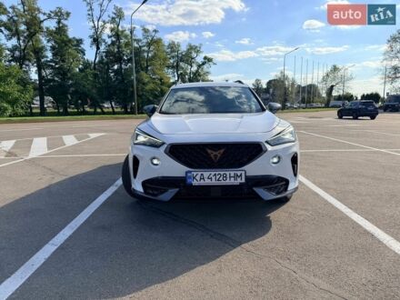 Белый Cupra Formentor, объемом двигателя 1.97 л и пробегом 122 тыс. км за 28700 $, фото 1 на Automoto.ua