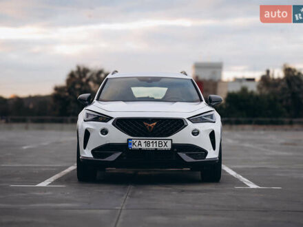 Cupra Formentor 2023 у Києві на Automoto.ua Білий Cupra Formentor, об'ємом двигуна 1.98 л та пробігом 37 тис. км за 41080 $, фото 1 на Automoto.ua