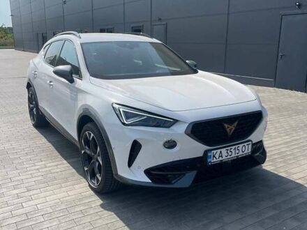 Белый Cupra Formentor, объемом двигателя 1.98 л и пробегом 5 тыс. км за 45550 $, фото 1 на Automoto.ua