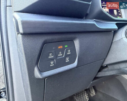 Черный Cupra Formentor, объемом двигателя 1.98 л и пробегом 40 тыс. км за 36999 $, фото 19 на Automoto.ua