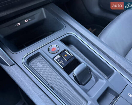 Черный Cupra Formentor, объемом двигателя 1.98 л и пробегом 40 тыс. км за 36999 $, фото 33 на Automoto.ua