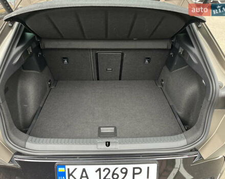 Коричневый Cupra Formentor, объемом двигателя 1.97 л и пробегом 3 тыс. км за 41395 $, фото 4 на Automoto.ua