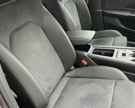 Коричневый Cupra Formentor, объемом двигателя 1.97 л и пробегом 3 тыс. км за 41395 $, фото 6 на Automoto.ua