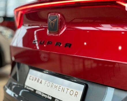 Cupra Formentor, об'ємом двигуна 1.98 л та пробігом 0 тис. км за 43888 $, фото 8 на Automoto.ua