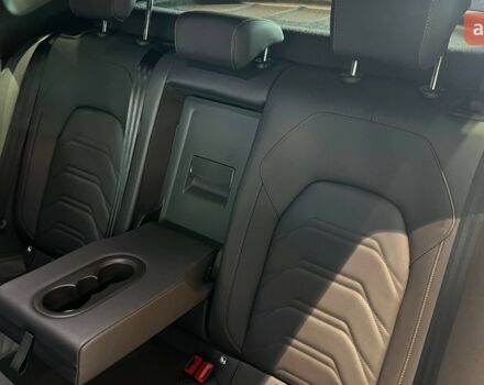 Cupra Formentor, об'ємом двигуна 1.98 л та пробігом 0 тис. км за 50243 $, фото 15 на Automoto.ua