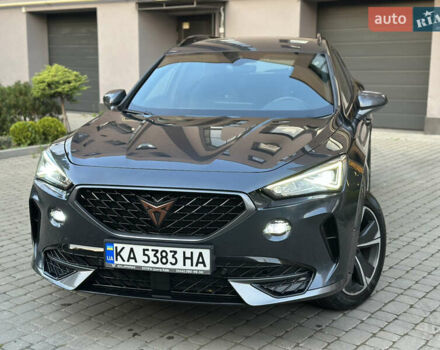 Серый Cupra Formentor, объемом двигателя 2 л и пробегом 77 тыс. км за 30500 $, фото 4 на Automoto.ua