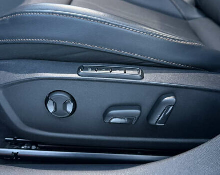 Серый Cupra Formentor, объемом двигателя 2 л и пробегом 82 тыс. км за 31900 $, фото 9 на Automoto.ua