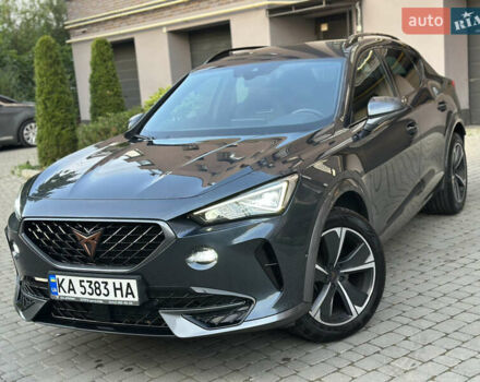 Серый Cupra Formentor, объемом двигателя 2 л и пробегом 77 тыс. км за 30500 $, фото 6 на Automoto.ua