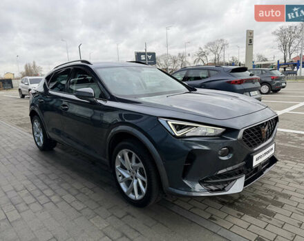 Серый Cupra Formentor, объемом двигателя 1.97 л и пробегом 26 тыс. км за 35500 $, фото 5 на Automoto.ua