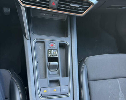 Серый Cupra Formentor, объемом двигателя 2 л и пробегом 32 тыс. км за 32000 $, фото 49 на Automoto.ua