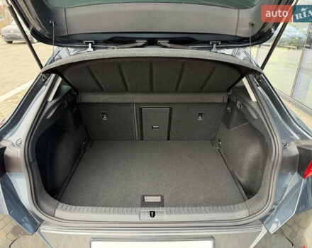 Серый Cupra Formentor, объемом двигателя 1.97 л и пробегом 26 тыс. км за 35500 $, фото 22 на Automoto.ua