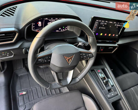 Серый Cupra Formentor, объемом двигателя 2 л и пробегом 32 тыс. км за 32000 $, фото 42 на Automoto.ua