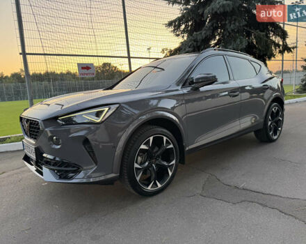 Серый Cupra Formentor, объемом двигателя 2 л и пробегом 32 тыс. км за 32000 $, фото 4 на Automoto.ua