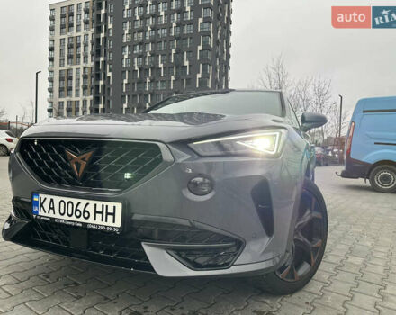 Серый Cupra Formentor, объемом двигателя 1.98 л и пробегом 45 тыс. км за 39000 $, фото 4 на Automoto.ua