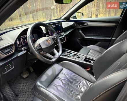 Зелений Cupra Formentor, об'ємом двигуна 1.97 л та пробігом 61 тис. км за 32000 $, фото 10 на Automoto.ua