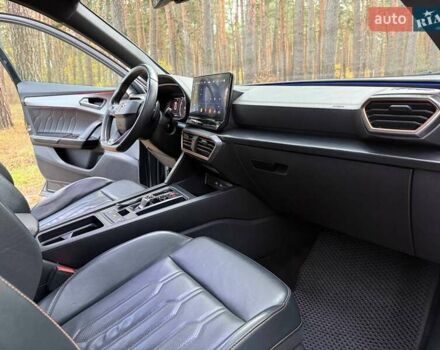 Зелений Cupra Formentor, об'ємом двигуна 1.97 л та пробігом 61 тис. км за 32000 $, фото 11 на Automoto.ua