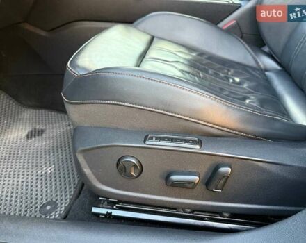 Зелений Cupra Formentor, об'ємом двигуна 1.97 л та пробігом 61 тис. км за 32000 $, фото 12 на Automoto.ua