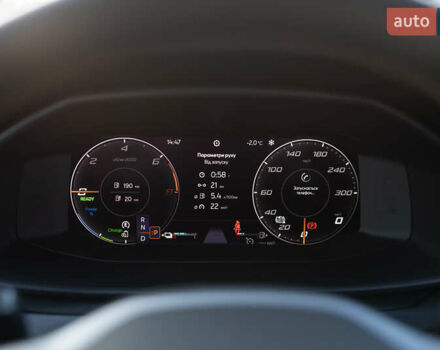 Белый Cupra Leon, объемом двигателя 1.4 л и пробегом 101 тыс. км за 26607 $, фото 116 на Automoto.ua