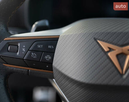 Белый Cupra Leon, объемом двигателя 1.4 л и пробегом 101 тыс. км за 26607 $, фото 62 на Automoto.ua