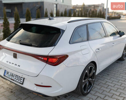 Белый Cupra Leon, объемом двигателя 1.4 л и пробегом 101 тыс. км за 26607 $, фото 10 на Automoto.ua
