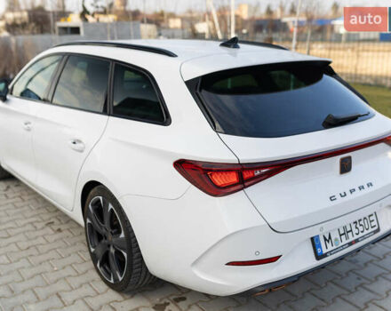 Белый Cupra Leon, объемом двигателя 1.4 л и пробегом 101 тыс. км за 26607 $, фото 11 на Automoto.ua