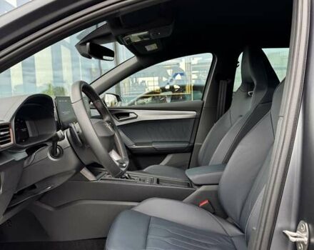Серый Cupra Leon, объемом двигателя 1.98 л и пробегом 2 тыс. км за 41142 $, фото 26 на Automoto.ua