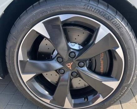Серый Cupra Leon, объемом двигателя 1.98 л и пробегом 14 тыс. км за 40000 $, фото 12 на Automoto.ua