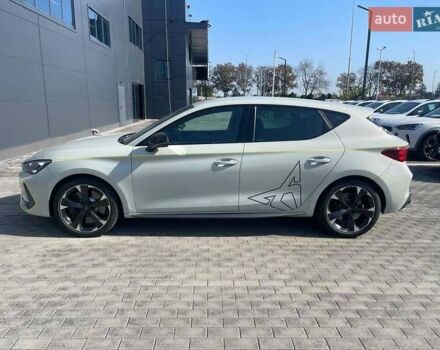 Серый Cupra Leon, объемом двигателя 1.98 л и пробегом 14 тыс. км за 40000 $, фото 3 на Automoto.ua