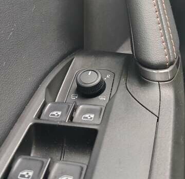 Сірий Cupra Leon, об'ємом двигуна 1.98 л та пробігом 15 тис. км за 35800 $, фото 12 на Automoto.ua