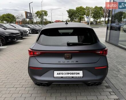Серый Cupra Leon, объемом двигателя 1.98 л и пробегом 2 тыс. км за 41142 $, фото 17 на Automoto.ua