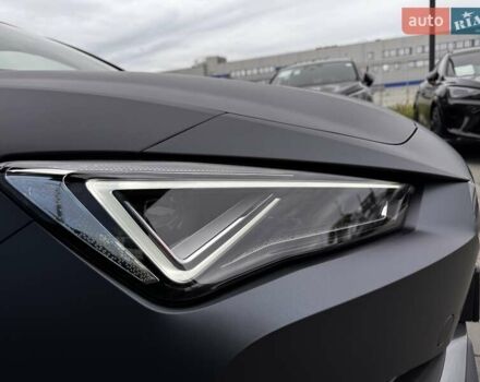 Серый Cupra Leon, объемом двигателя 1.98 л и пробегом 2 тыс. км за 41142 $, фото 8 на Automoto.ua