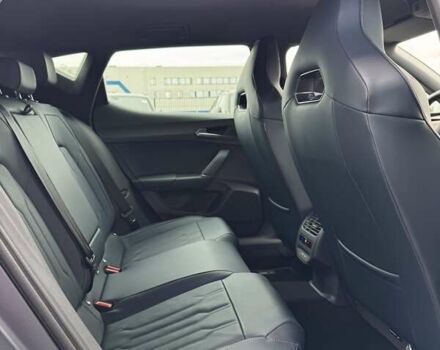 Серый Cupra Leon, объемом двигателя 1.98 л и пробегом 2 тыс. км за 41142 $, фото 37 на Automoto.ua