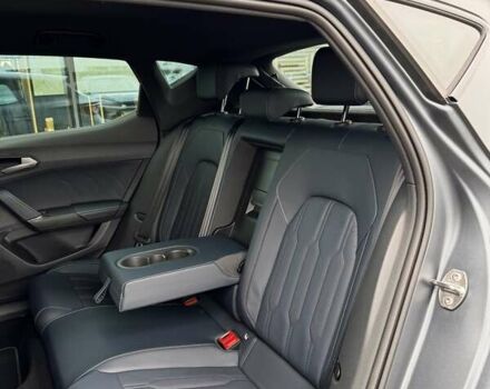 Серый Cupra Leon, объемом двигателя 1.98 л и пробегом 2 тыс. км за 41142 $, фото 34 на Automoto.ua