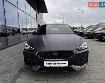Серый Cupra Leon, объемом двигателя 1.98 л и пробегом 2 тыс. км за 41142 $, фото 3 на Automoto.ua