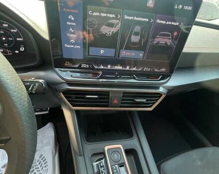 Серый Cupra Leon, объемом двигателя 1.98 л и пробегом 14 тыс. км за 40000 $, фото 17 на Automoto.ua