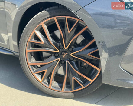 Сірий Cupra Leon, об'ємом двигуна 1.98 л та пробігом 22 тис. км за 41999 $, фото 3 на Automoto.ua