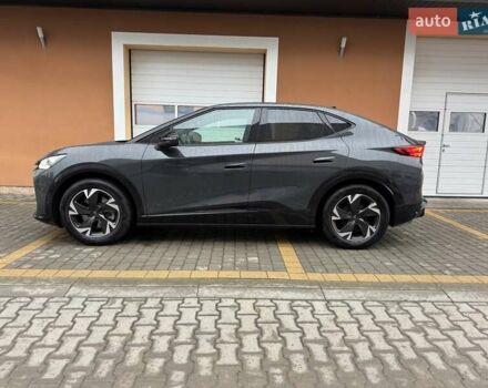 Серый Cupra Tavascan, объемом двигателя 0 л и пробегом 10 тыс. км за 39900 $, фото 7 на Automoto.ua