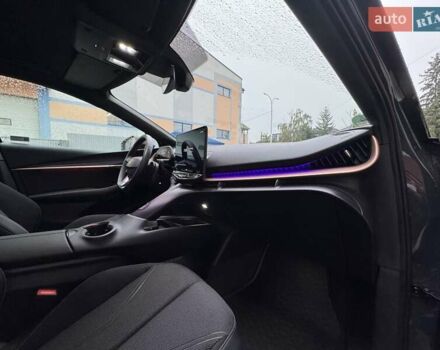 Серый Cupra Tavascan, объемом двигателя 0 л и пробегом 10 тыс. км за 39900 $, фото 23 на Automoto.ua