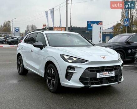 Белый Cupra Terramar, объемом двигателя 1.98 л и пробегом 25 тыс. км за 48500 $, фото 2 на Automoto.ua