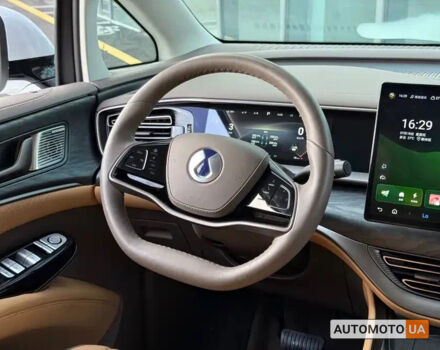 купить новое авто Denza D9 2024 года от официального дилера VinAVto Denza фото