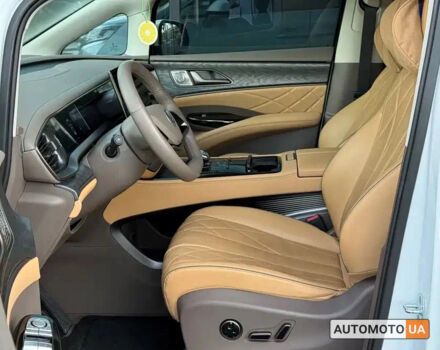 купить новое авто Denza D9 2024 года от официального дилера VinAVto Denza фото