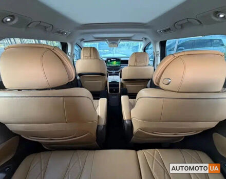 купить новое авто Denza D9 2024 года от официального дилера VinAVto Denza фото